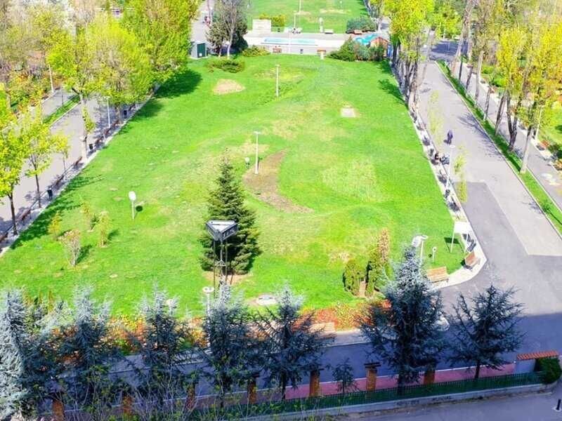 Colentina, Fundeni, vizavi de parcul Motodrom, 5 min spital Fundeni